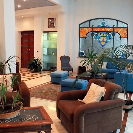 Hotel Antares Arona Bagian luar foto